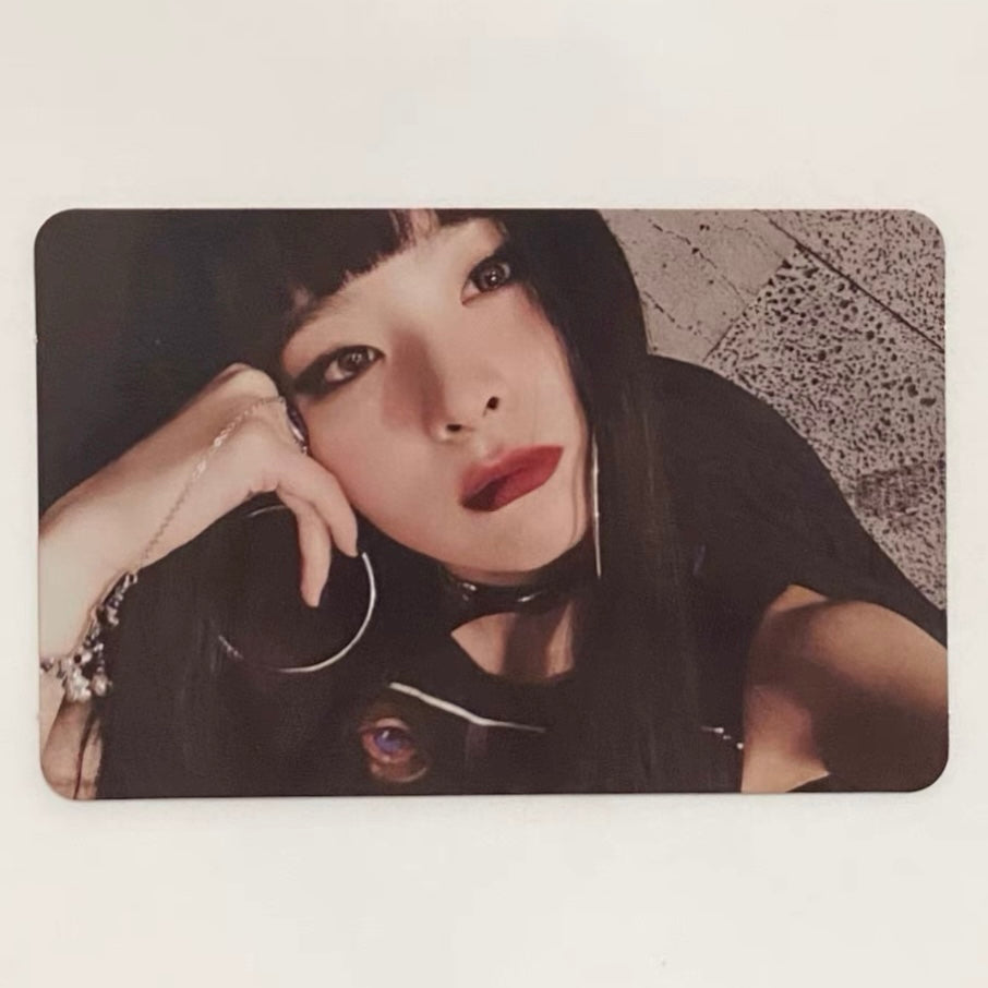 SEULGI (RED VELVET) - THE PERFECT RED VELVET BAD BOY ALBUM PHOTO CARD