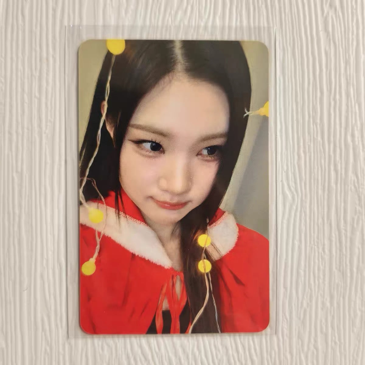Hearts2Hearts h2h FOCUS MR MINIRECORD LUCKY DRAW POB PHOTOCARD (CHRISTMAS VER)