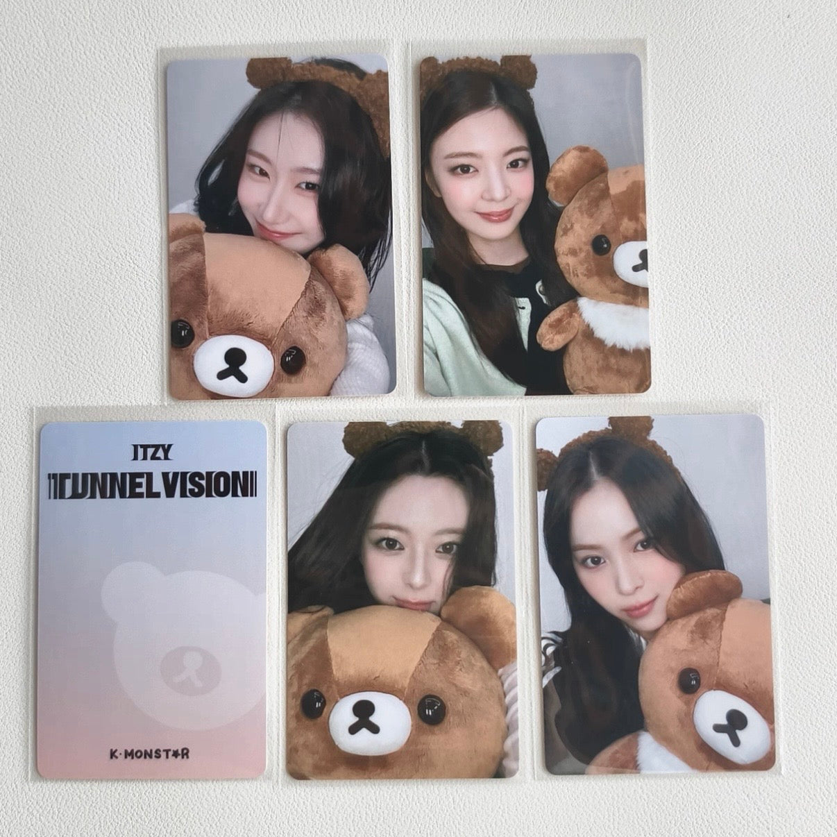 ITZY Tunnel Vision KMonster Offline Fansign POB Photocard (Bear Ver.)