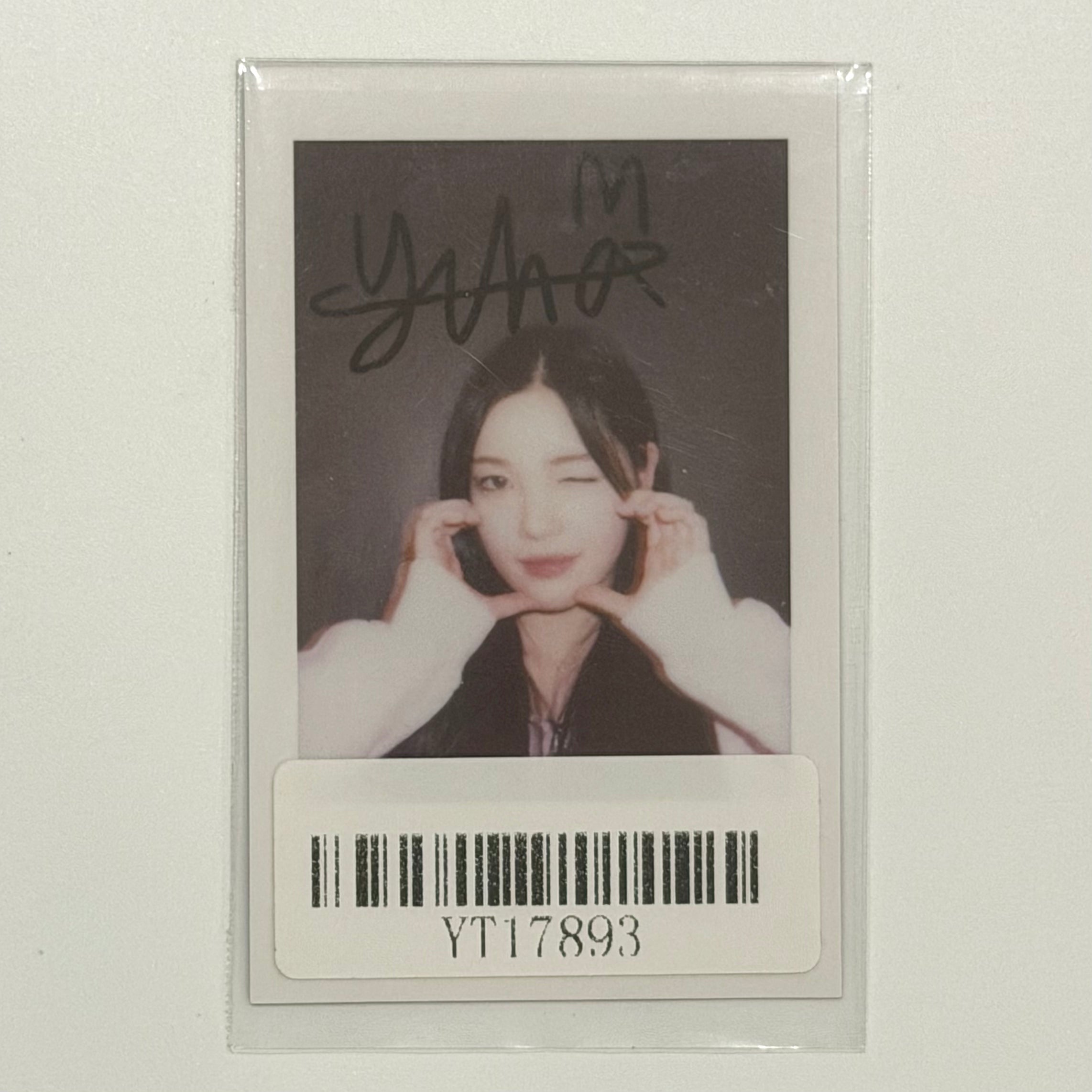 YUHA (Hearts2Hearts h2h) - THE CHASE KMSTATION FANSIGN POB PHOTOCARD