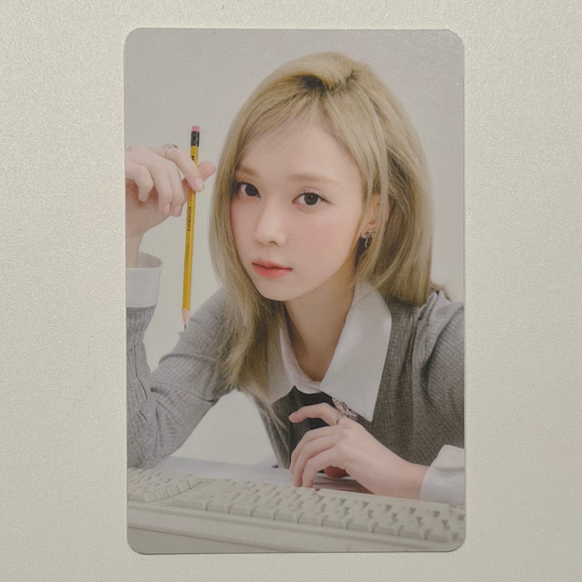 WINTER (AESPA) - 2025 SEASONS GREETINGS SG TRADING CARD PHOTOCARD
