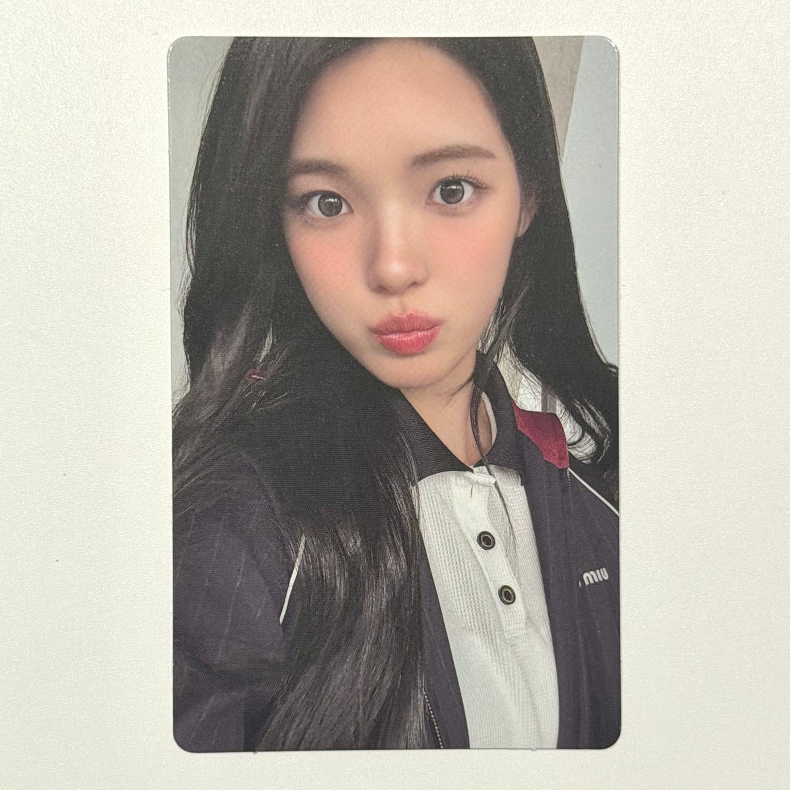 YUHA (Hearts2Hearts h2h) - FOCUS WEVERSE POB PHOTOCARD