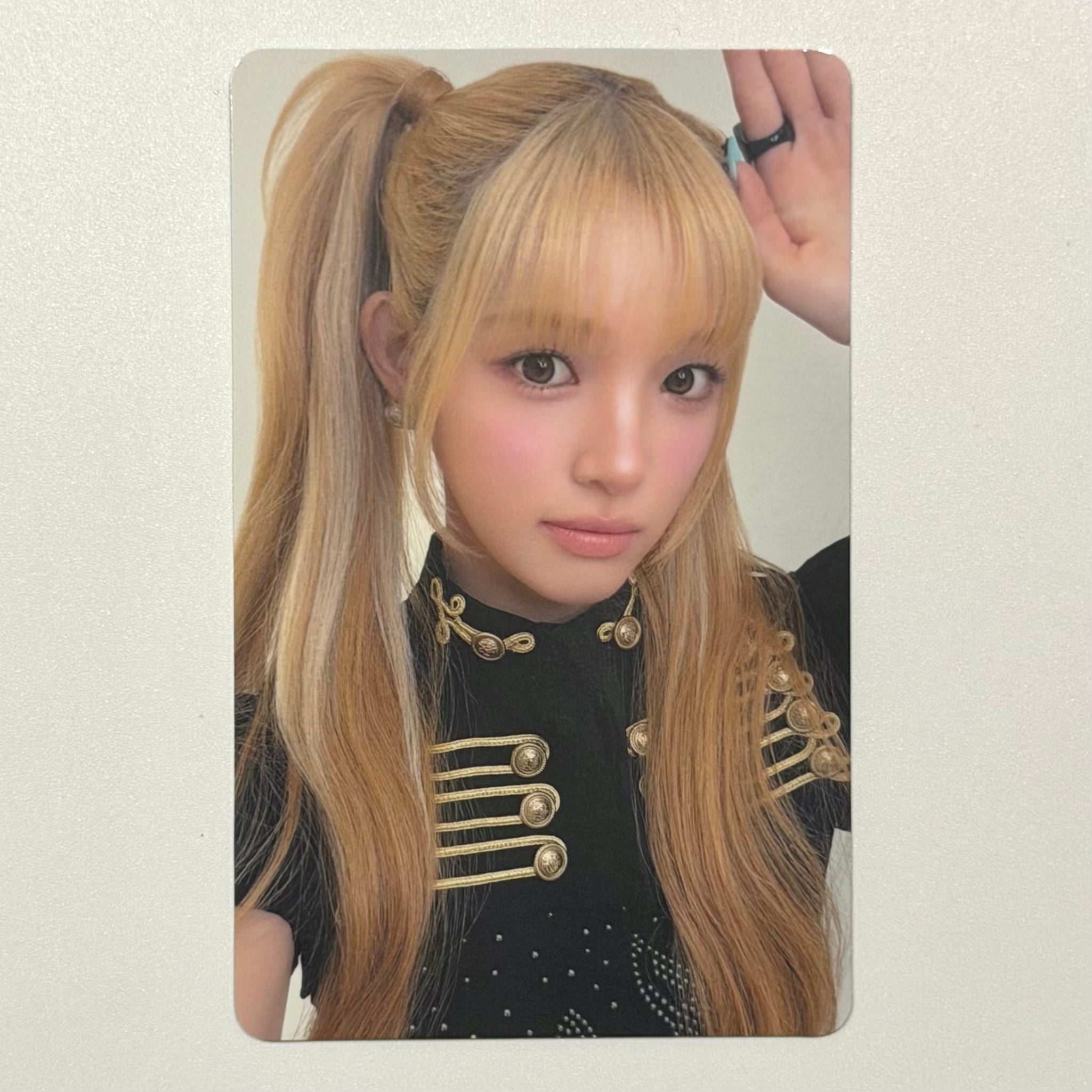 YUHA (Hearts2Hearts h2h) - ICONIC HEART UNIVERSAL MUSIC STORE UMS POB PHOTOCARD（副本）